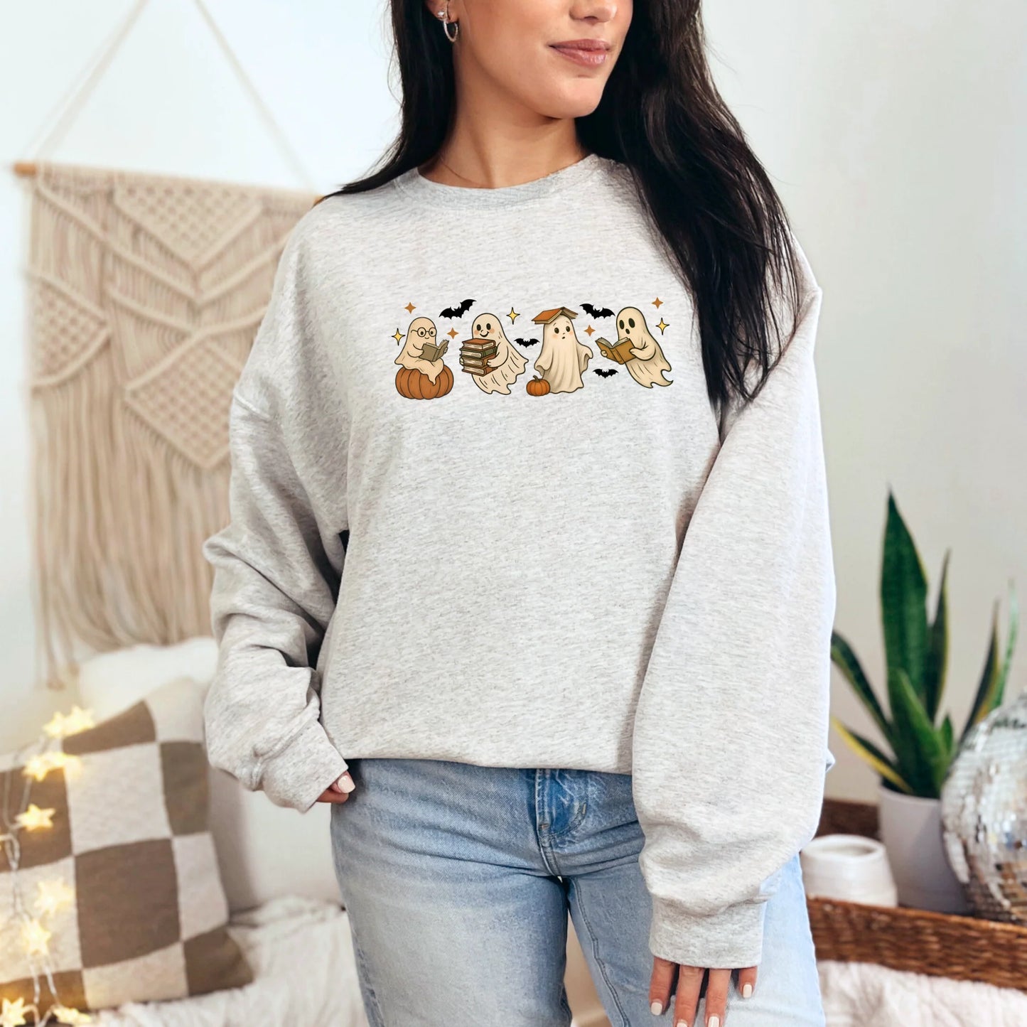 Reading Ghosts Graphic Sweatshirt