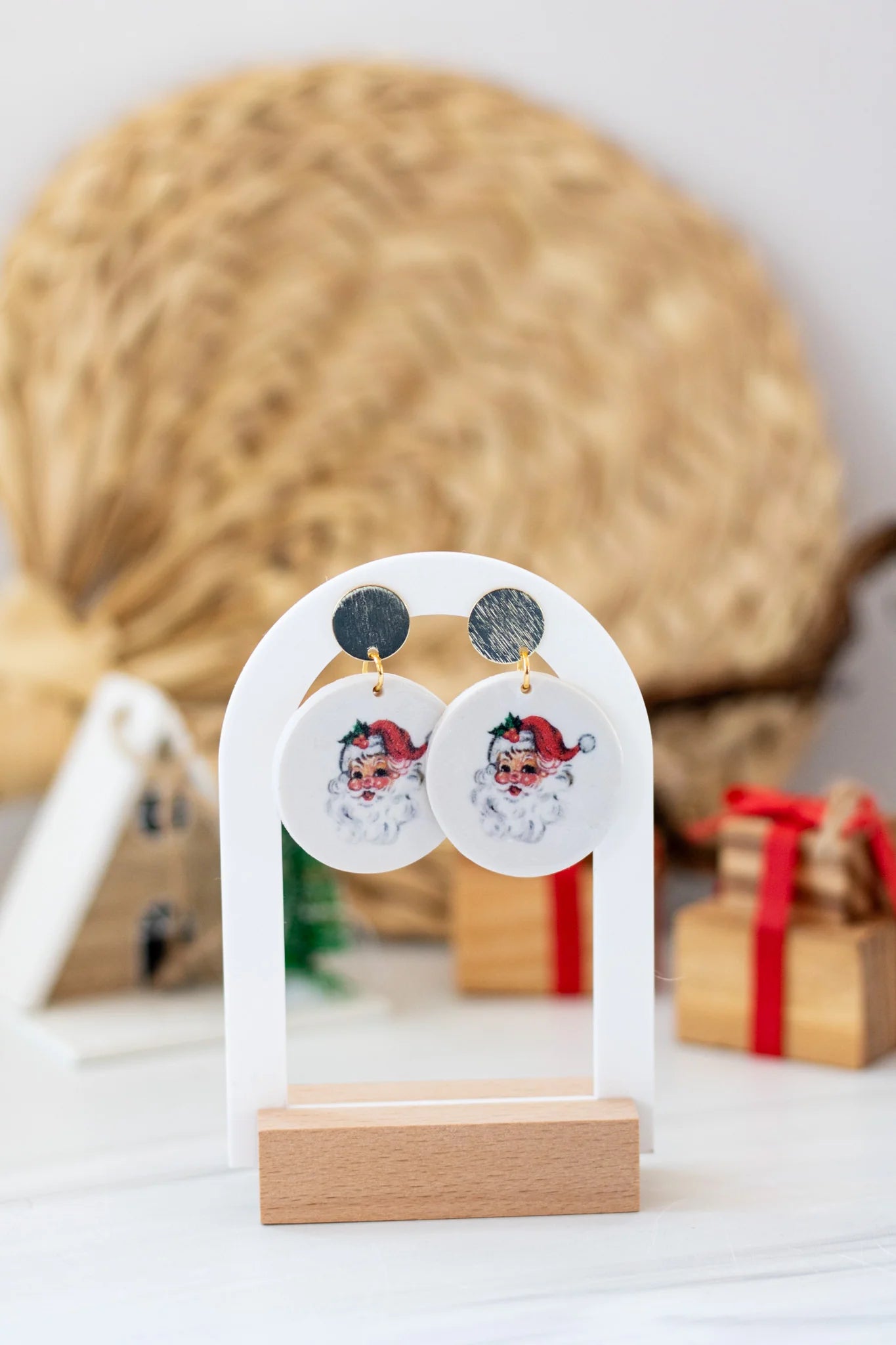 18k Classic Santa Earrings