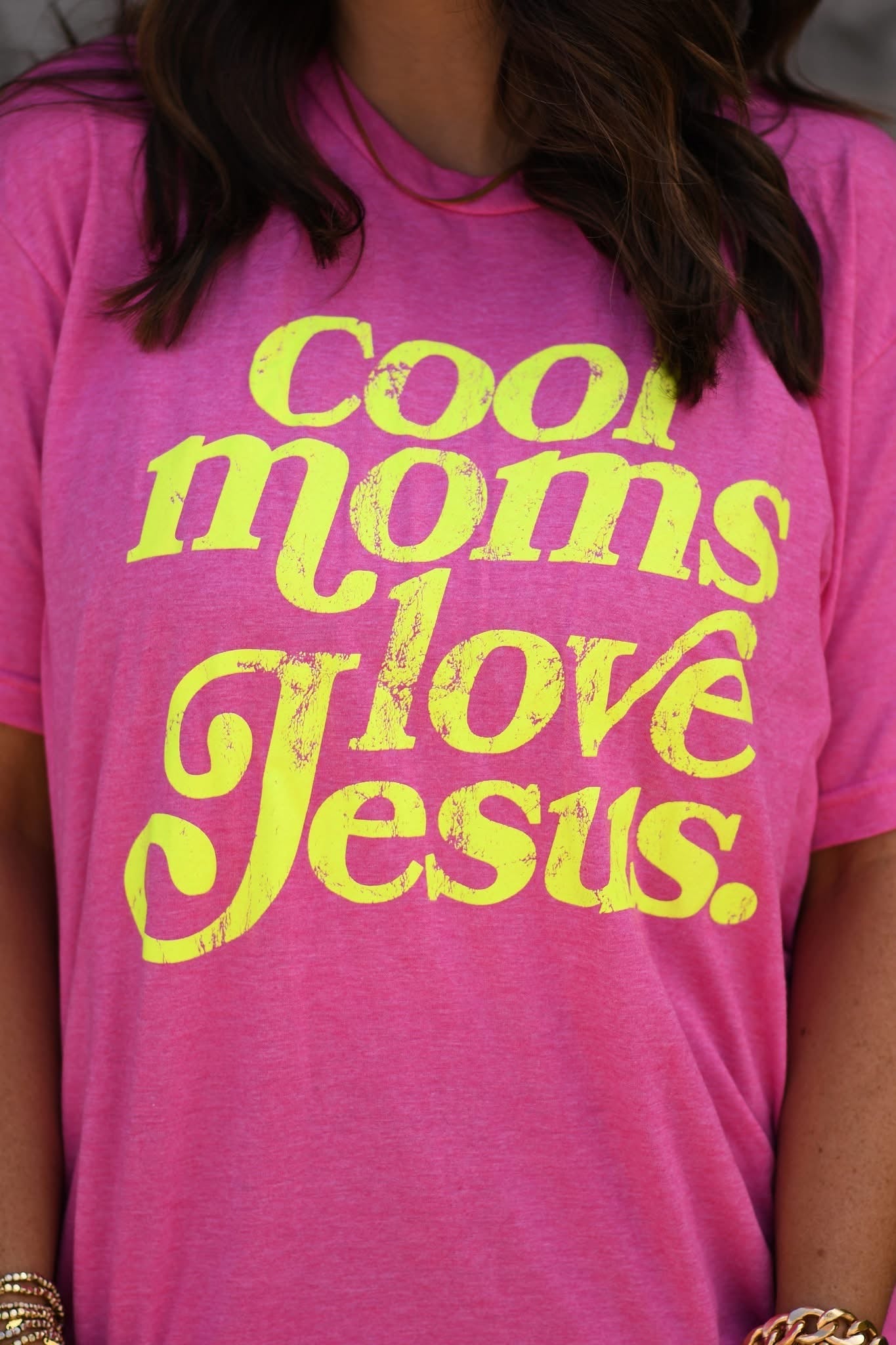 Cool Moms Love Jesus Graphic Tee