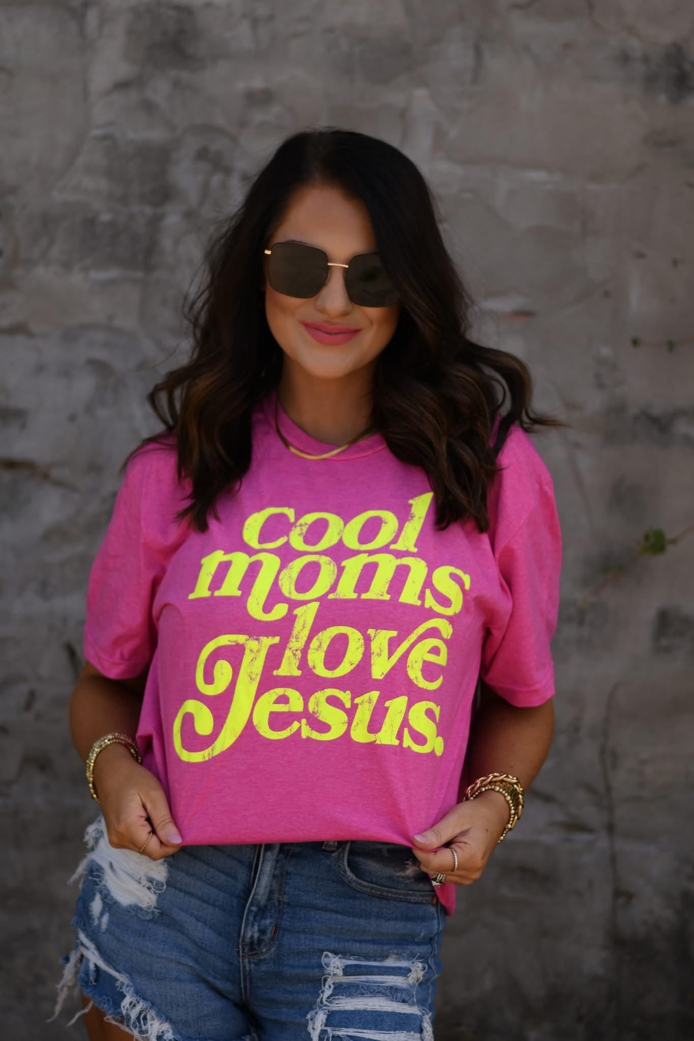 Cool Moms Love Jesus Graphic Tee