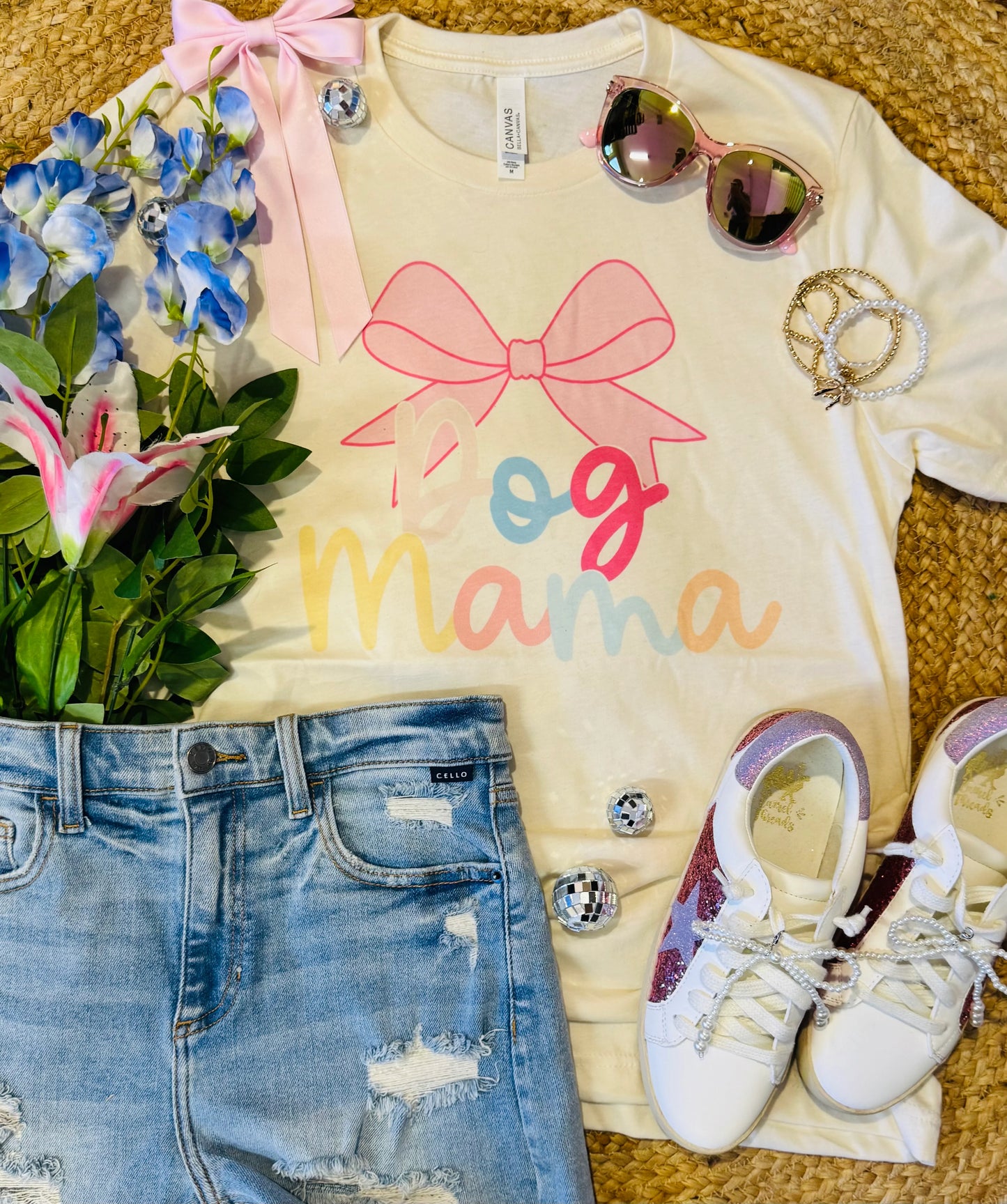 Dog Mama Bow Graphic Tee