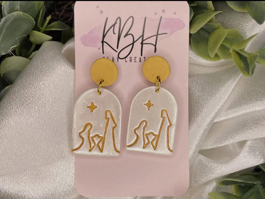 Pearl Nativity Dangle Clay Earrings