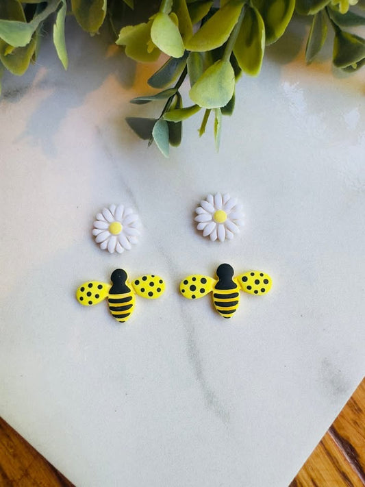 Daisy & Bee Clay Stud Earring Set