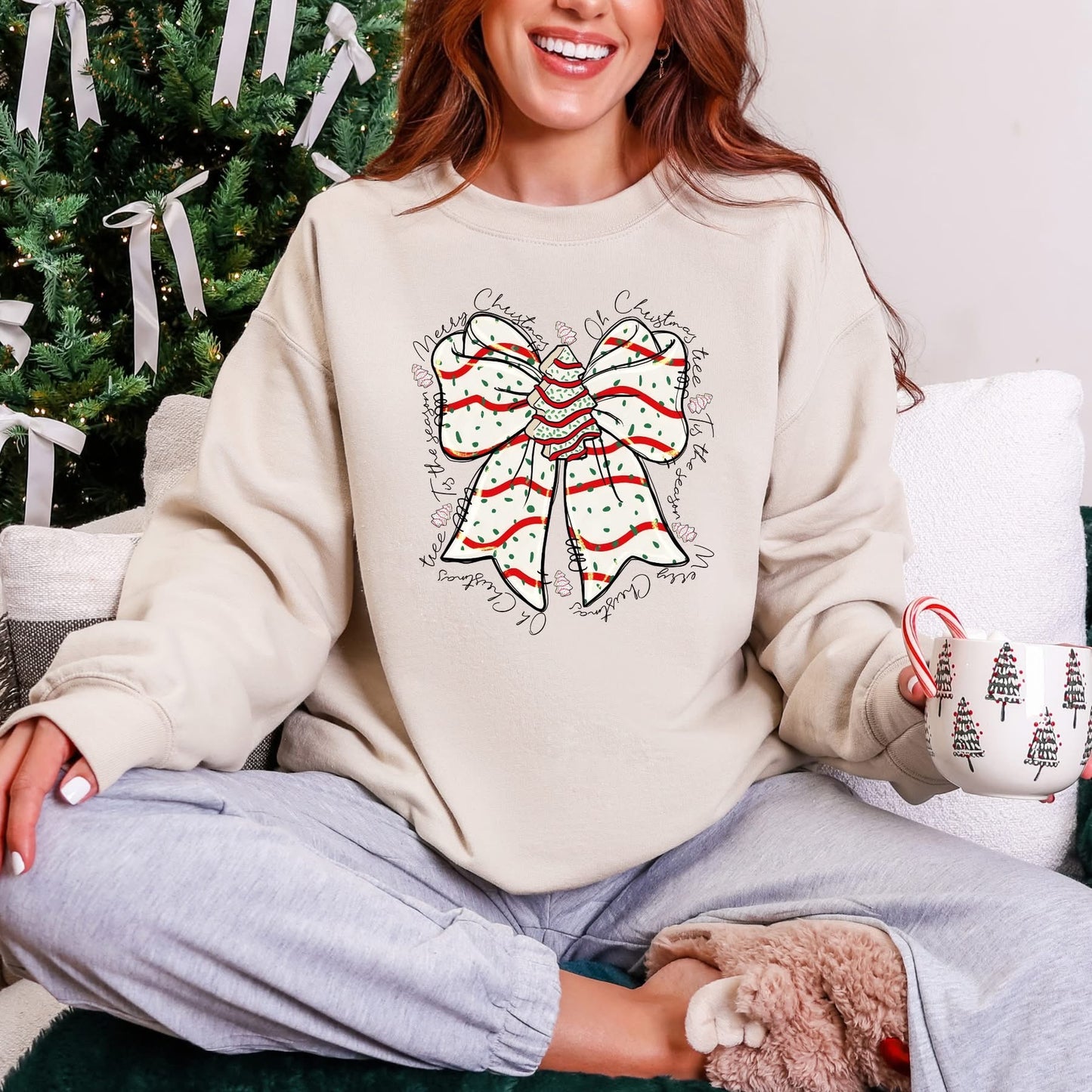 Retro Christmas Tree Bow Graphic Sweatshirt