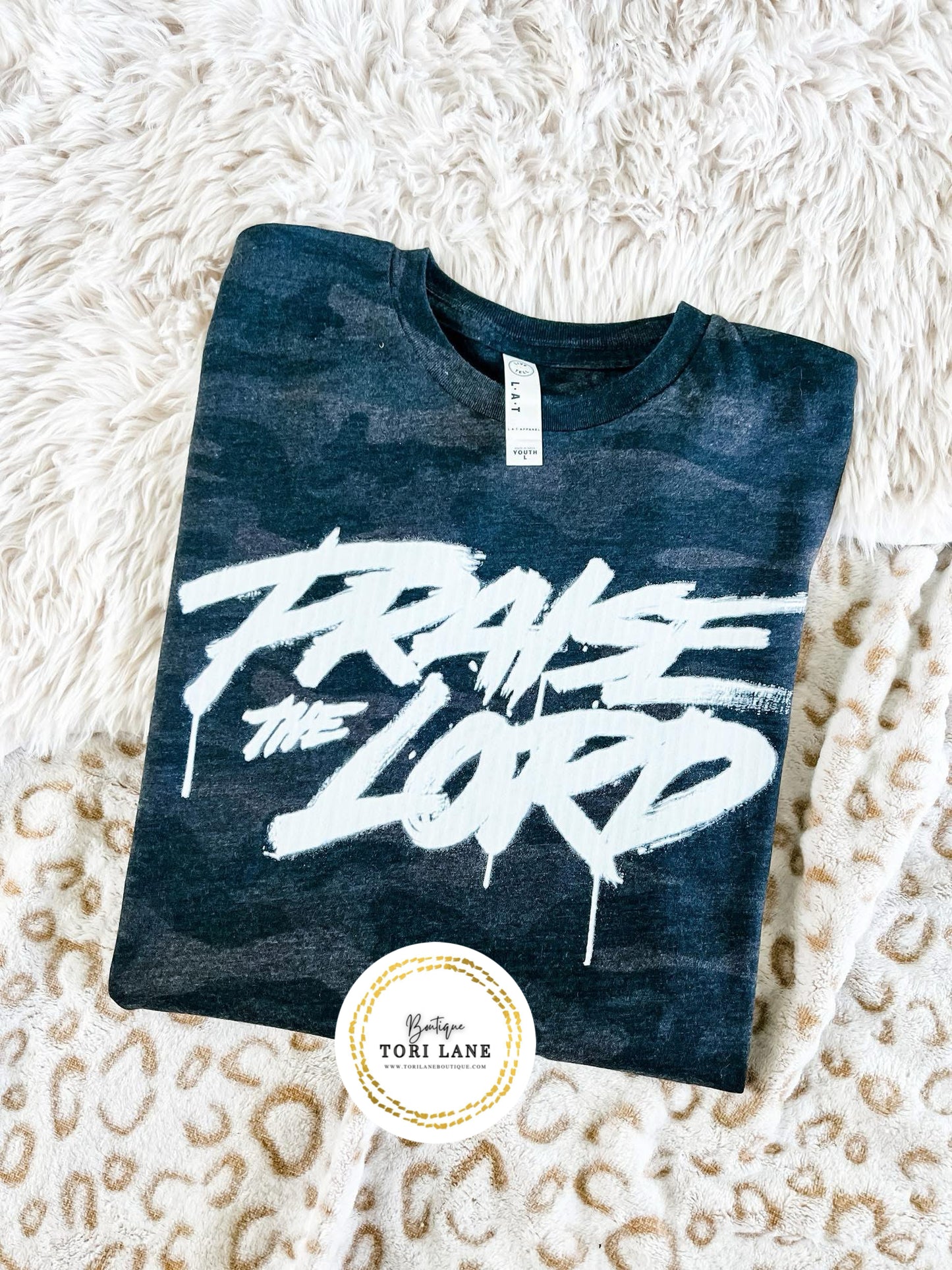 Praise The Lord Camo Graphic Tee
