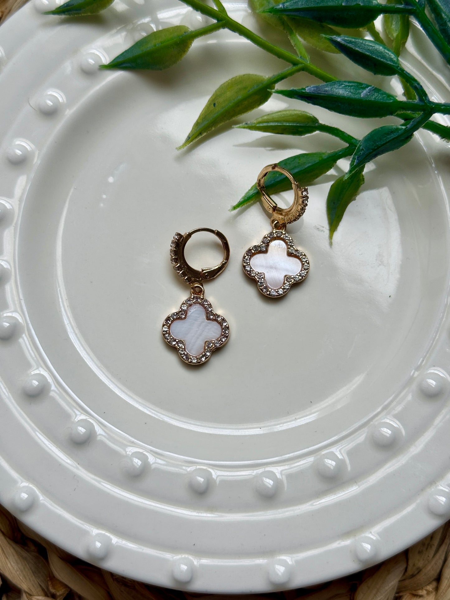 Gracious Clover Earrings
