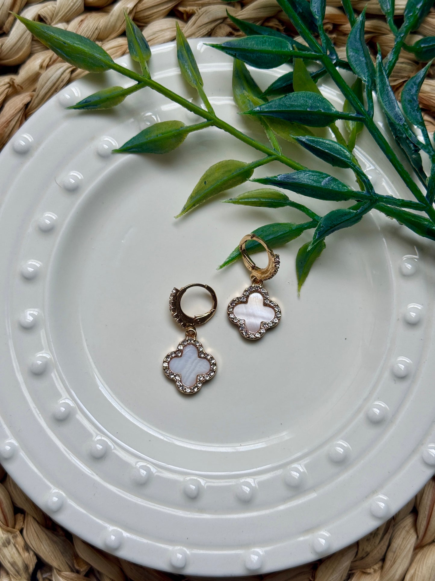 Gracious Clover Earrings