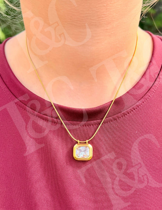 The Golden Heirloom Necklace