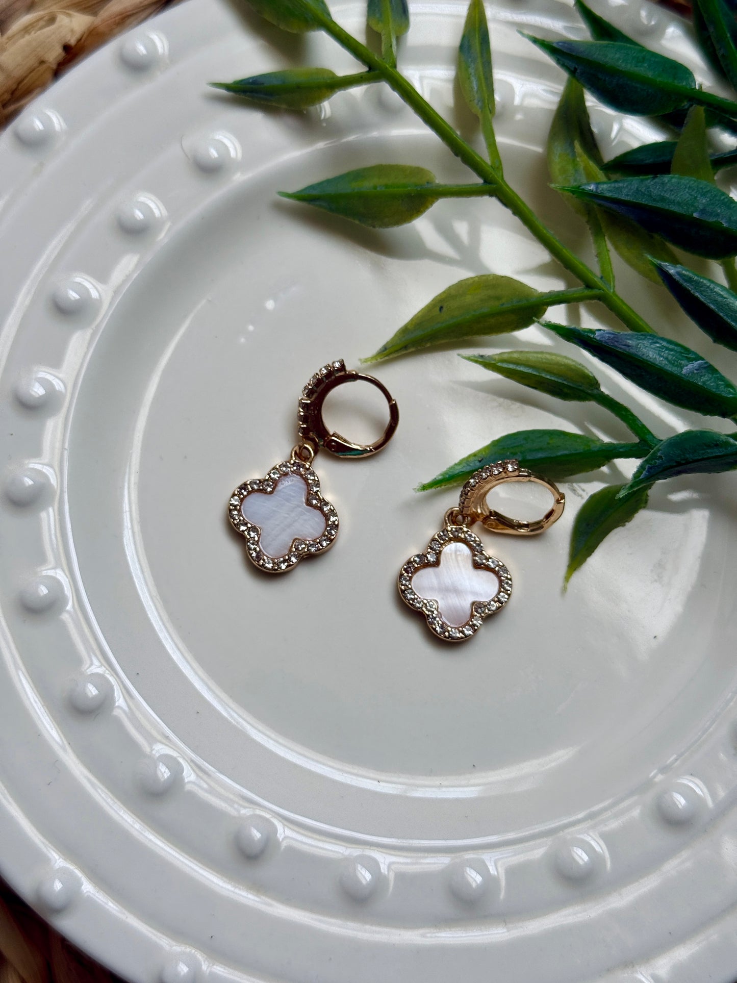 Gracious Clover Earrings