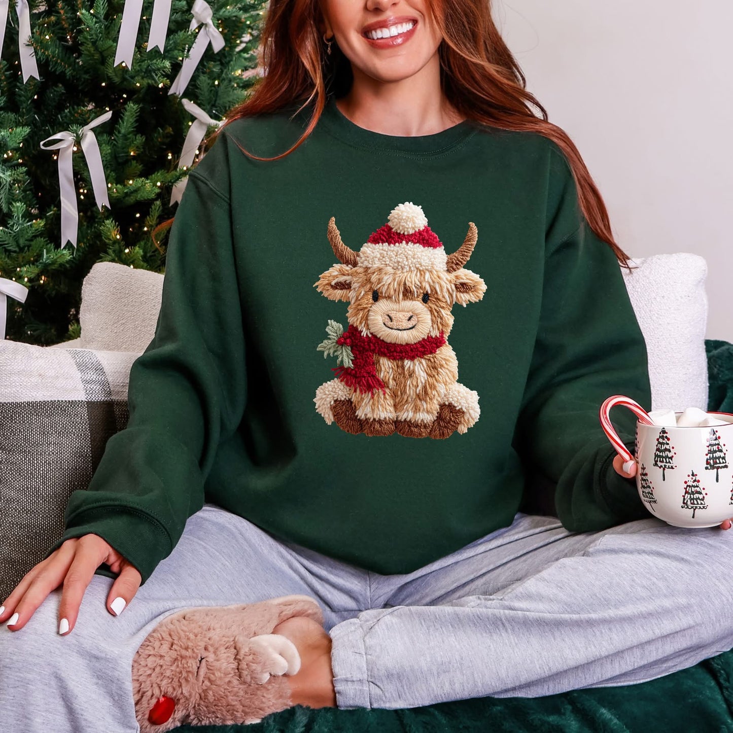 Faux (Fake) Yarn Highland Cow Graphic Sweatshirt