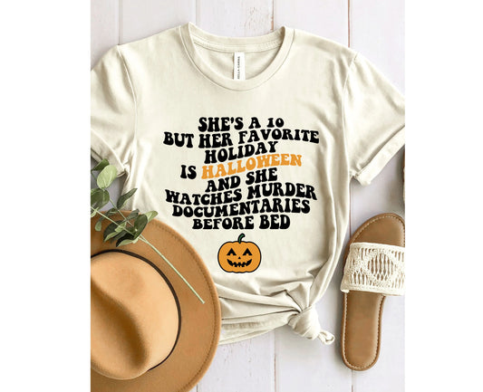 She’s A 10 Graphic Tee