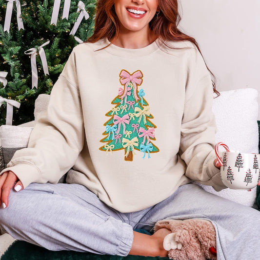 Faux (Fake) Yarn Christmas Tree Graphic Sweatshirt