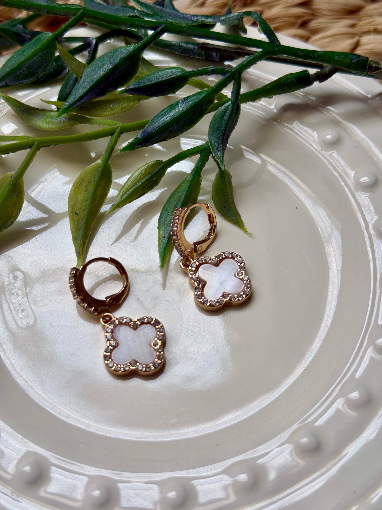 Gracious Clover Earrings