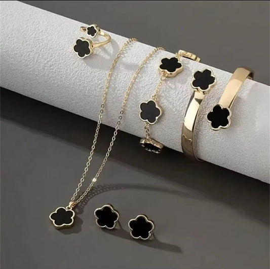 Black Five Piece Clover Jewelry Set